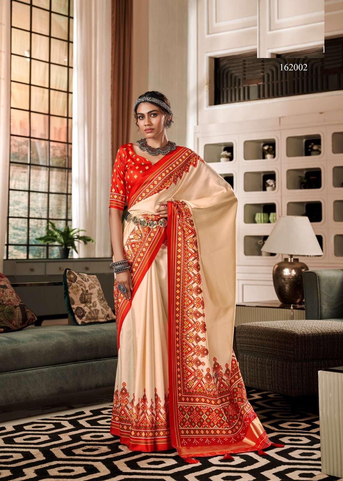 DESIGNER FANCY WEDDING PARTY WEAR BEIGE SILK PATOLA SAREE COLLECTION RAJPATH 162002