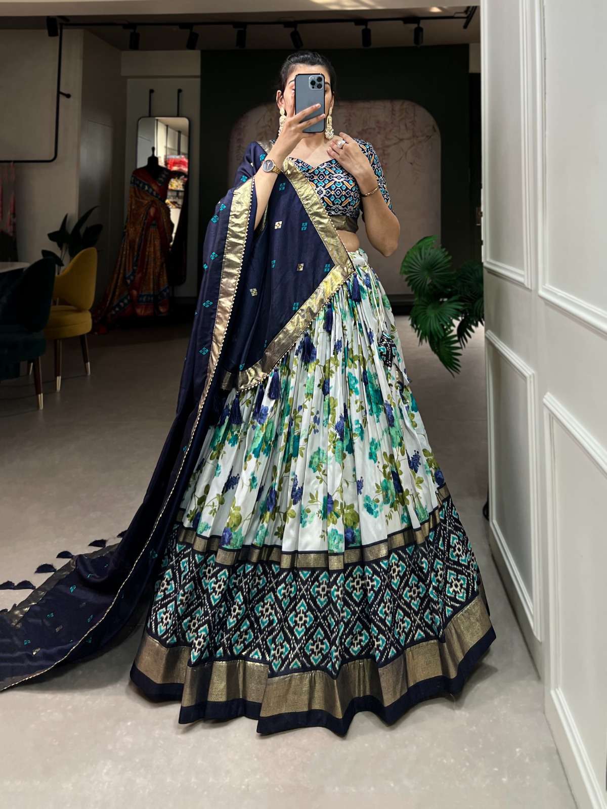 DESIGNER FANCY WEDDING PARTY WEAR INDIAN BLUE SILK LEHENGA CHOLI COLLECTION 1689C