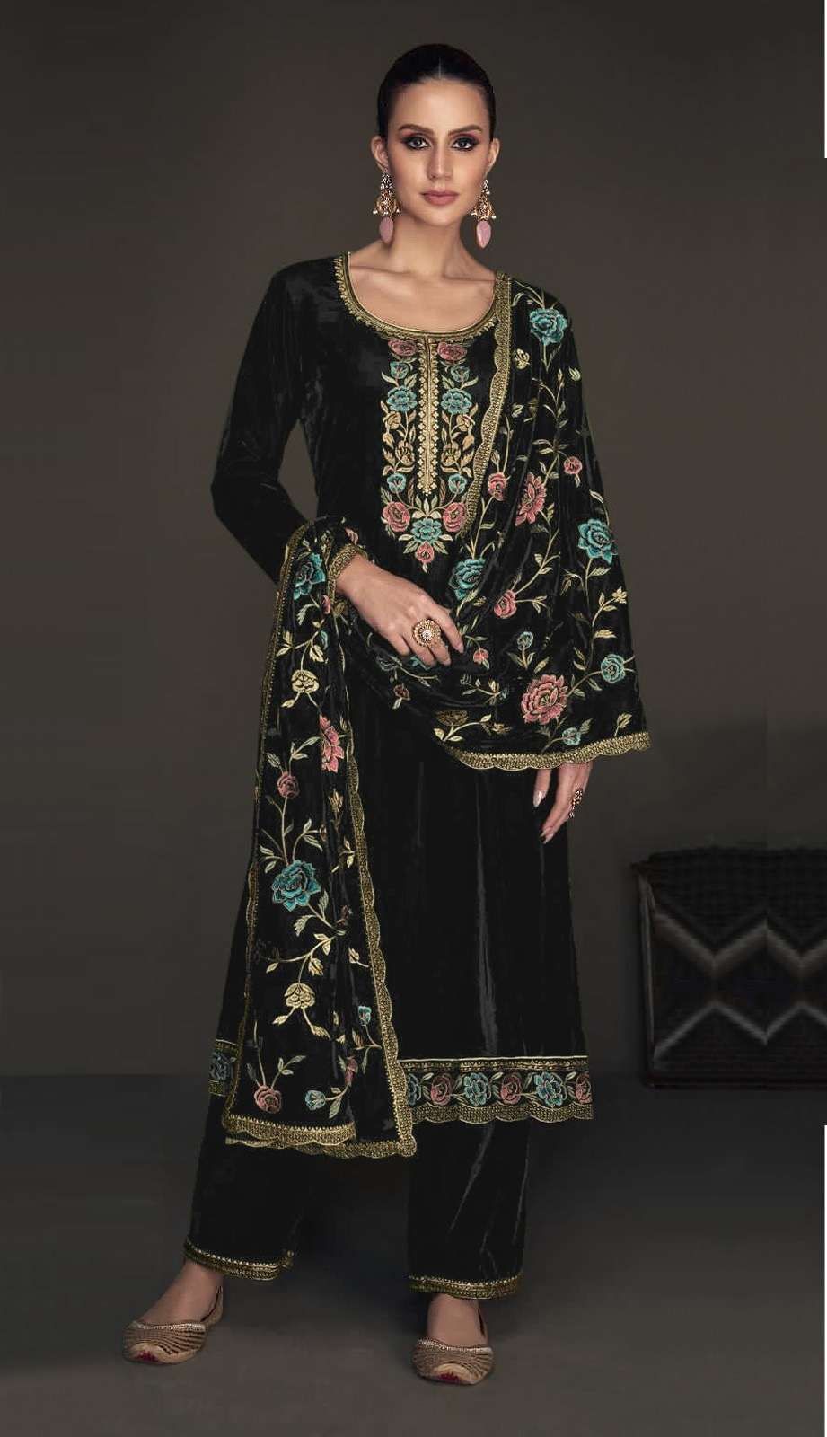 DESIGNER FANCY WEDDING PARTY WEAR PREMIUM VISCOSE VELVET BLACK STRAIGHT SALWAR SUIT CPR 2010A