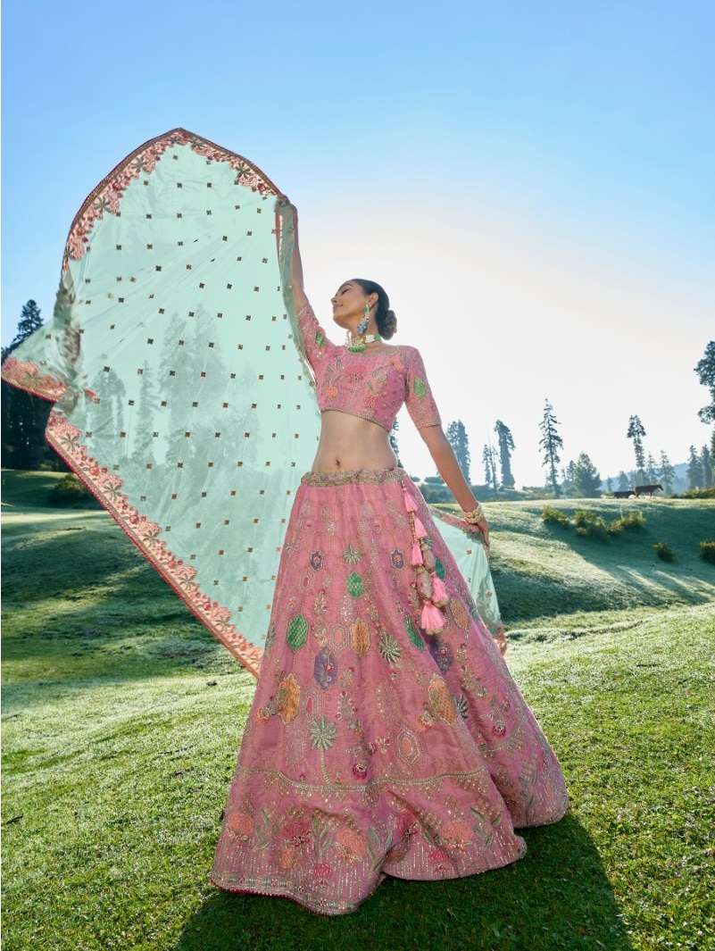 DESIGNER INDIAN BRIDAL WEDDING WEAR HEAVY BANARASI SILK PINK LEHENGA CHOLI WITH AARI WORK TATHASTU SM 6307