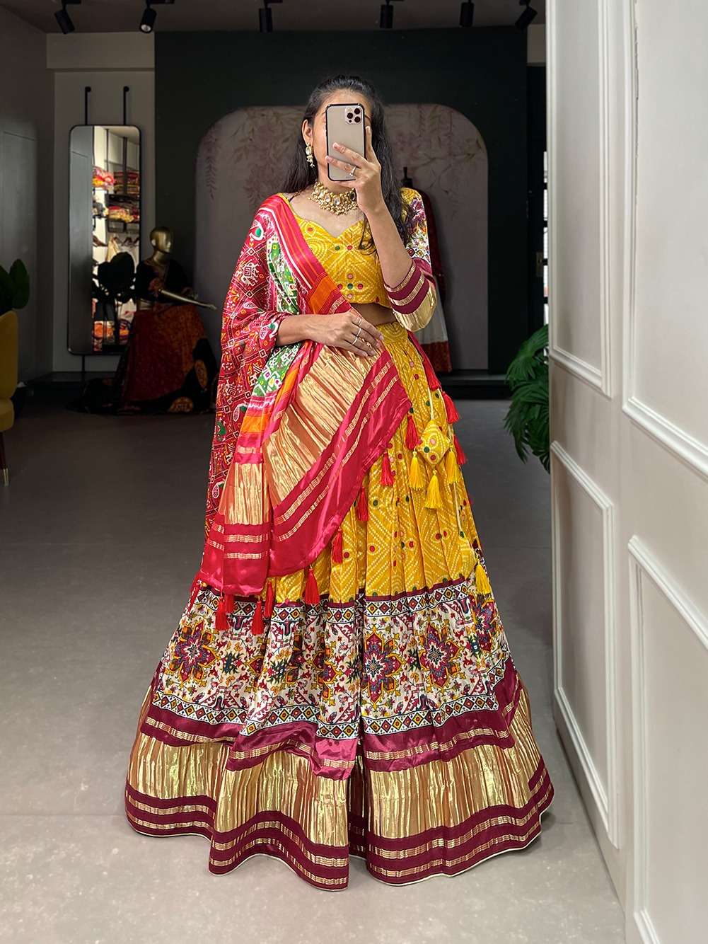 DESIGNER TRENDY NAVRATRI SPECAIL STYLISH YELLOW LEHENGA CHOLI IN GAJI SILK PRINTED LEHENGA CHOLI SHREEMATEE FASHION PC 1444