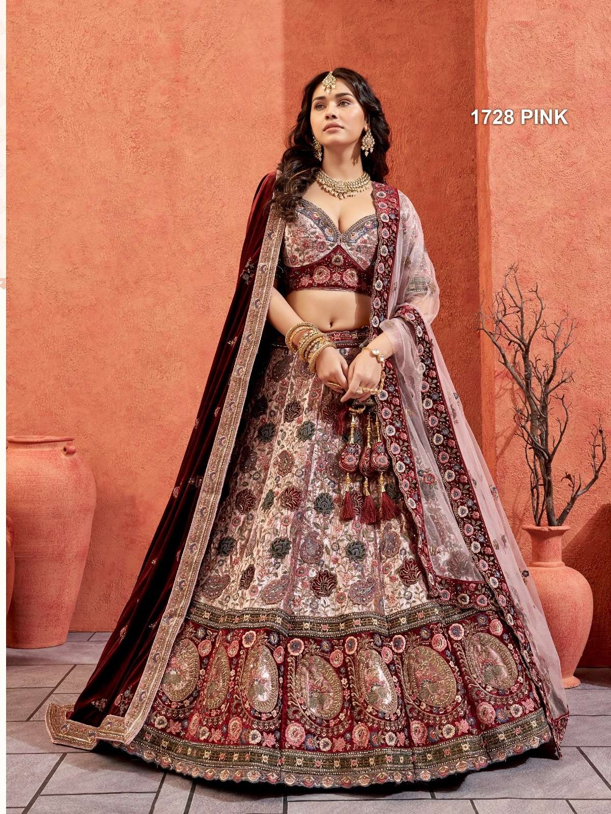 PREMIUM DESIGNER FANCY BOLLYWOOD STYLE INDIAN WEDDING BRIDAL PINK VELVET LEHENGA CHOLI SM PAL 1728