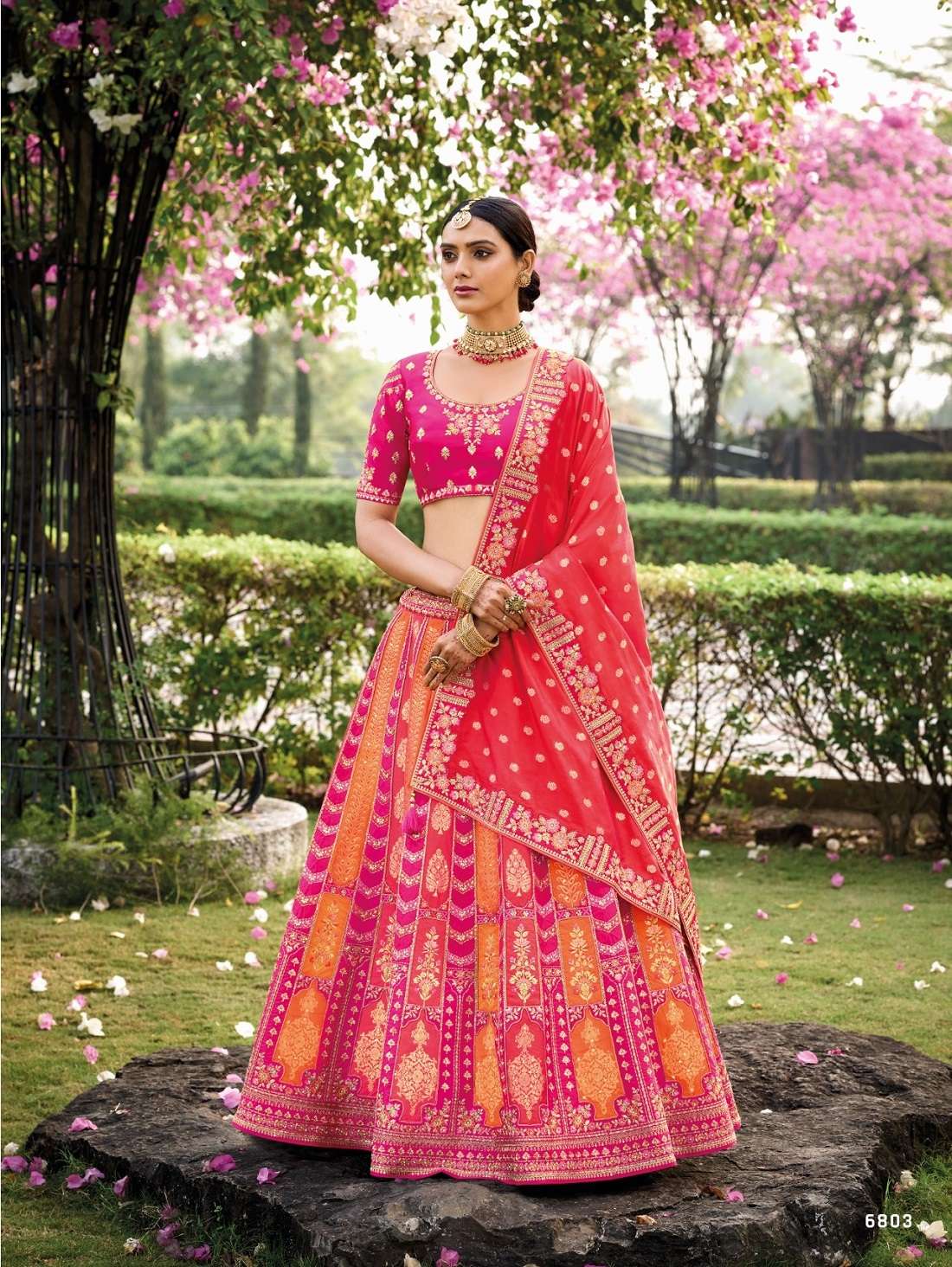 DESIGNER BRIDAL WEDDING WEAR HEAVY RED SILK LEHENGA CHOLI WITH AARI HAND WORK SM TATHASTU 6803