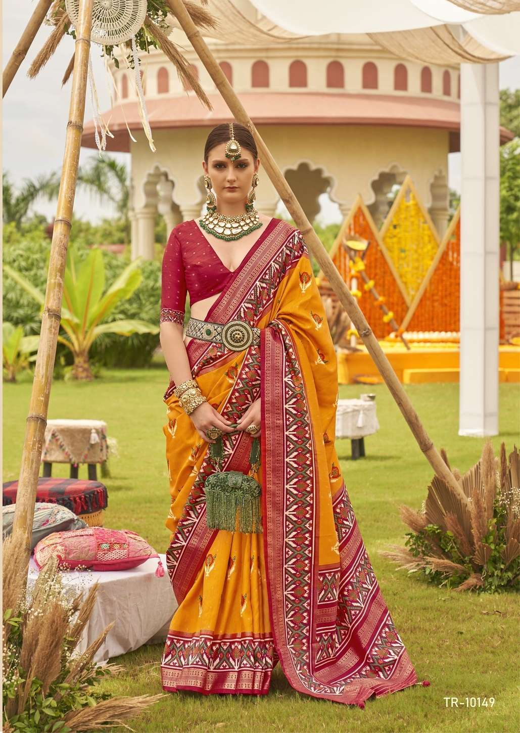 DESIGNER FANCY WEDDING PARTY WEAR INDIAN BANARASI SILK YELLOW SAREE ONLINE SM TRIRATH VIVAH 10149