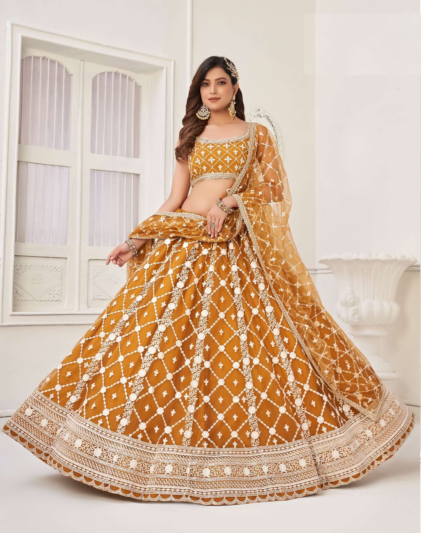 INDIAN BOLLYWOOD DESIGNER FANCY PARTY WEAR BUTTERFLY NET BROWN LEHENGA CHOLI DST NRYANI KELAYA 2128