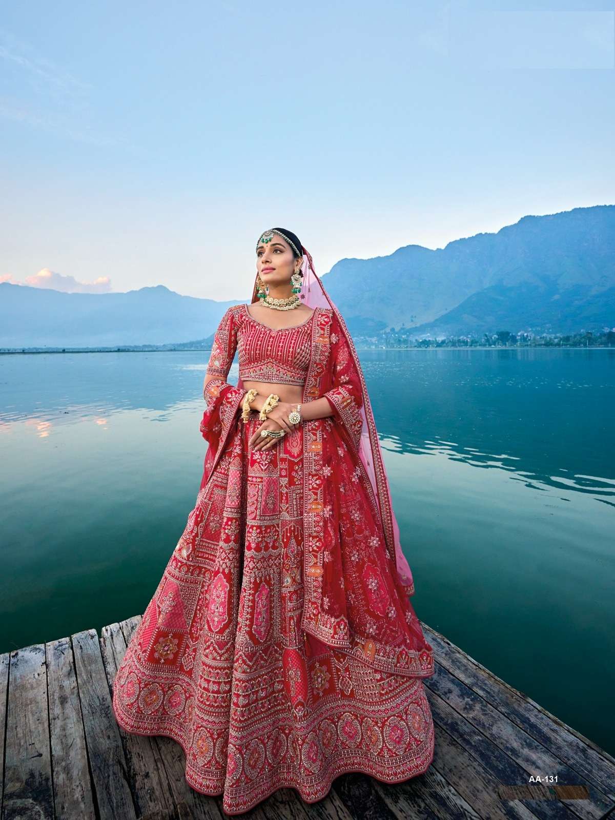 INDIAN DESIGNER BOLLYWOOD BRIDAL WEDDING PARTY WEAR PREMIUM SILK RED LEHENGA CHOLI WITH AARI HAND WORK SM TATHASTU 131