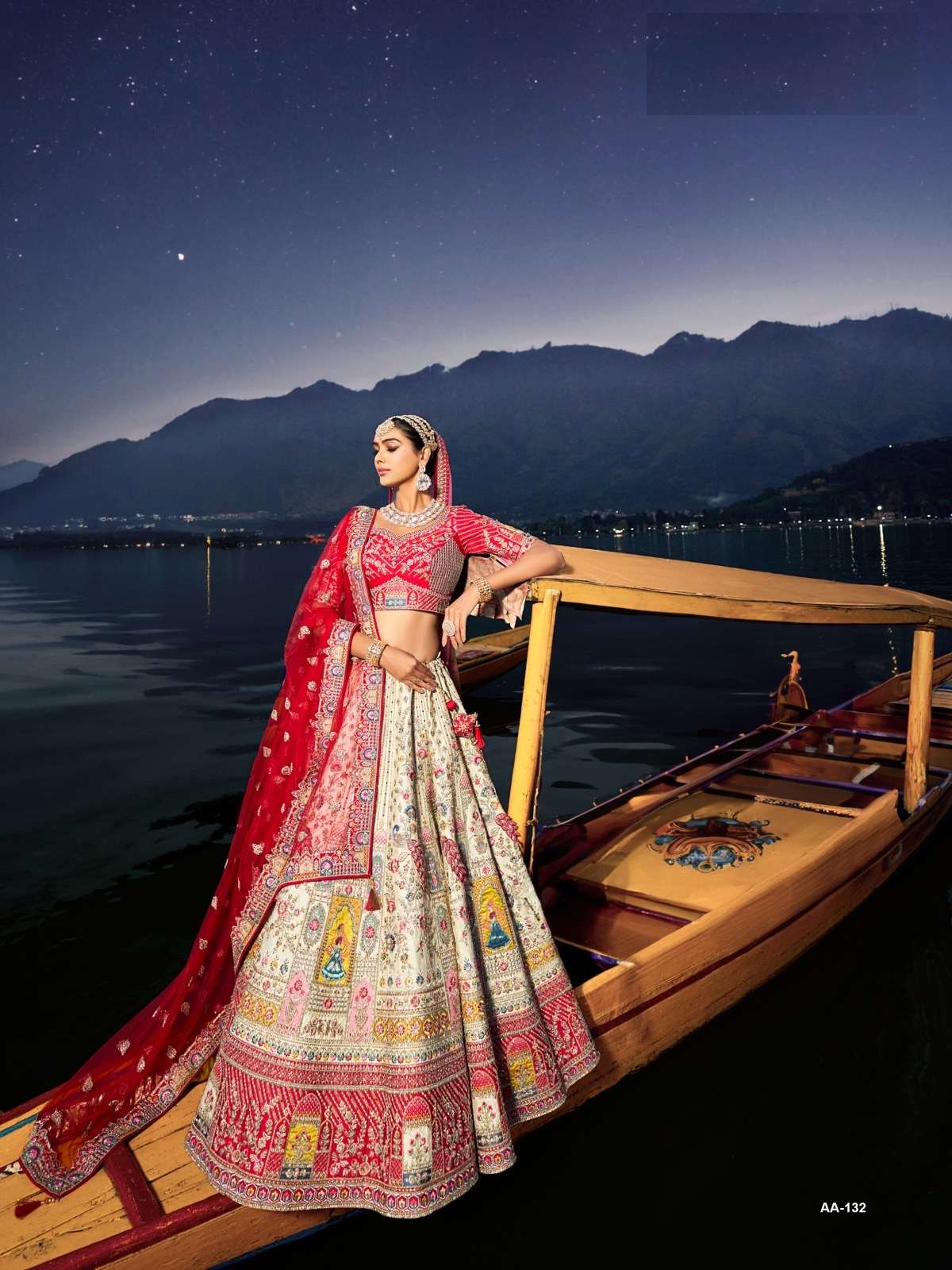 INDIAN DESIGNER BOLLYWOOD BRIDAL WEDDING PARTY WEAR PREMIUM SILK WHITE RED LEHENGA CHOLI WITH AARI HAND WORK SM TATHASTU 132