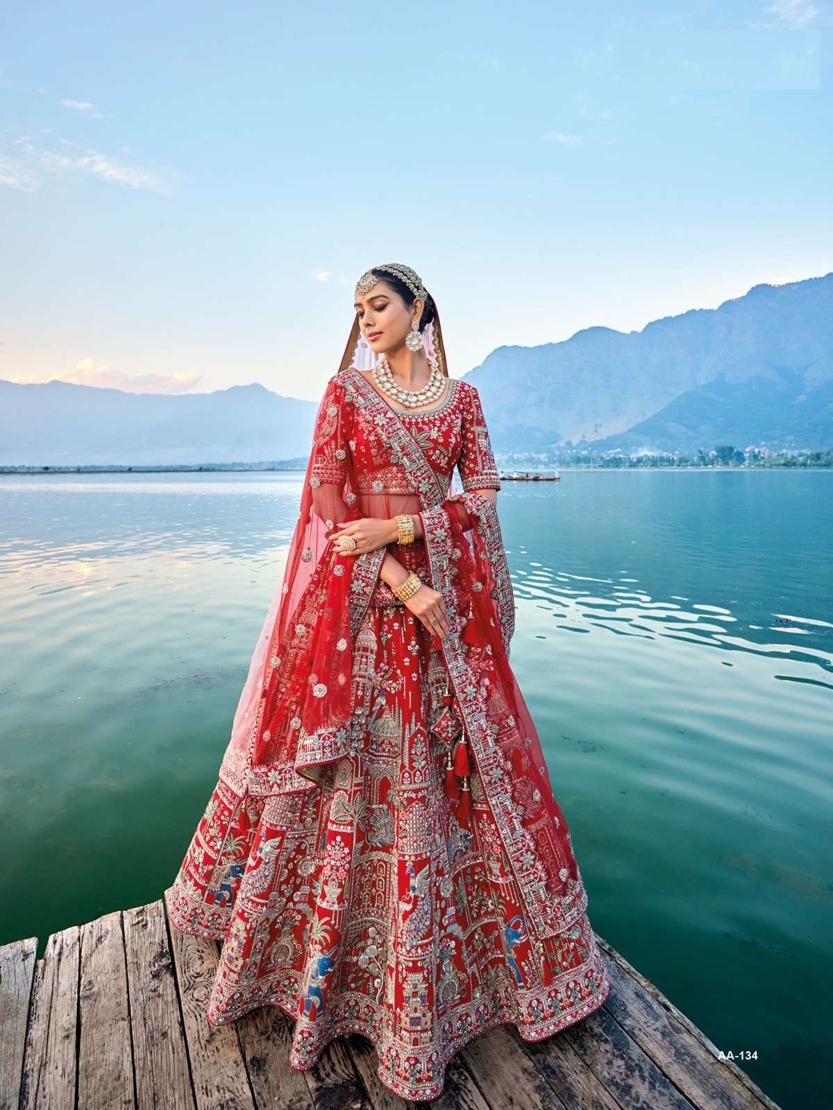 INDIAN DESIGNER BOLLYWOOD BRIDAL WEDDING PARTY WEAR PREMIUM SILK RED LEHENGA CHOLI WITH AARI HAND WORK SM TATHASTU 134