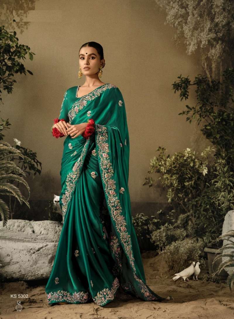 INDIAN DESIGNER FANCY WEDDING PARTY WEAR GREEN PURE SILK SAREE WITH SEQUENCE AND STONE WORK SM KIM SAWARIYA 5302