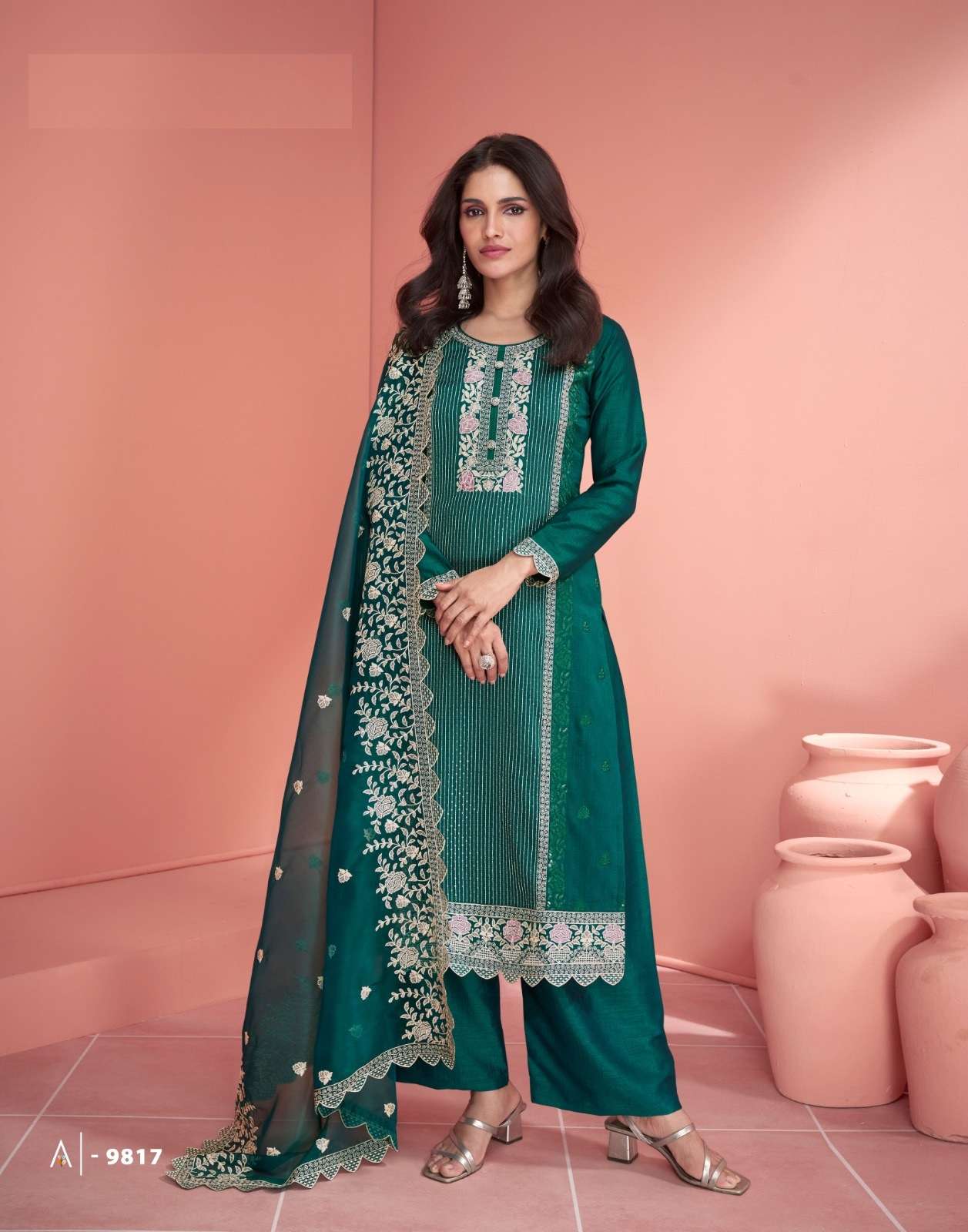 DESIGNER FANCY PARTY WEAR GREEN PREMIUM SILK STRAIGHT PUNJABI SALWAR SUIT AF MEHRAN 9817