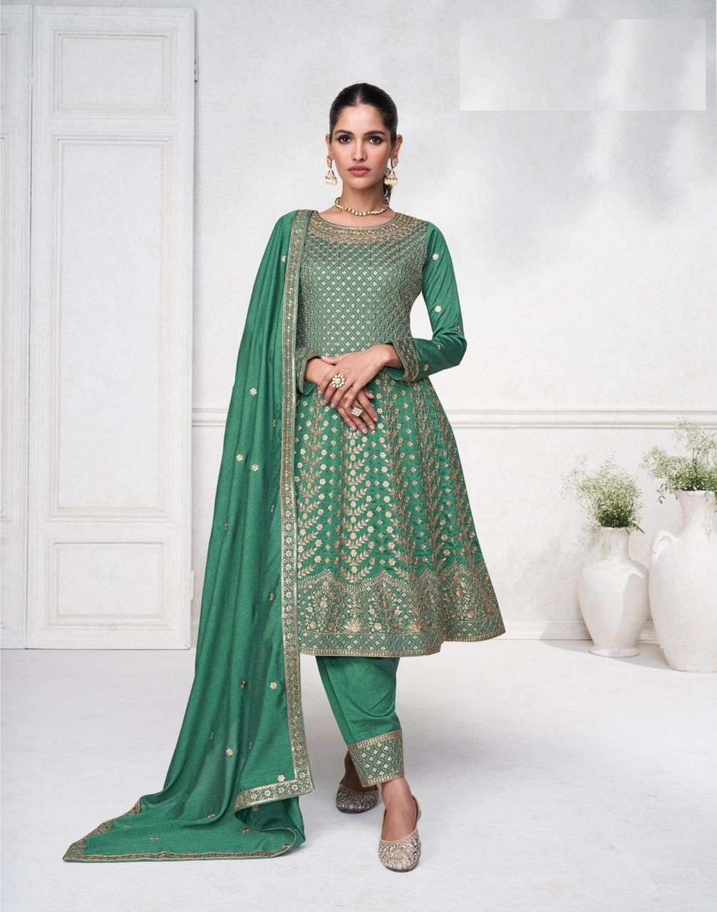 DESIGNER FANCY PARTY WEAR PREMIUM GREEN SILK STRAIGHT PUNJABI SALWAR SUIT AF SARGAM 9844