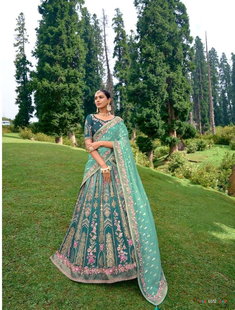 DESIGNER INDIAN BRIDAL WEDDING WEAR HEAVY GREEN BANARASI SILK LEHENGA CHOLI WITH AARI WORK TATHASTU SM 6512