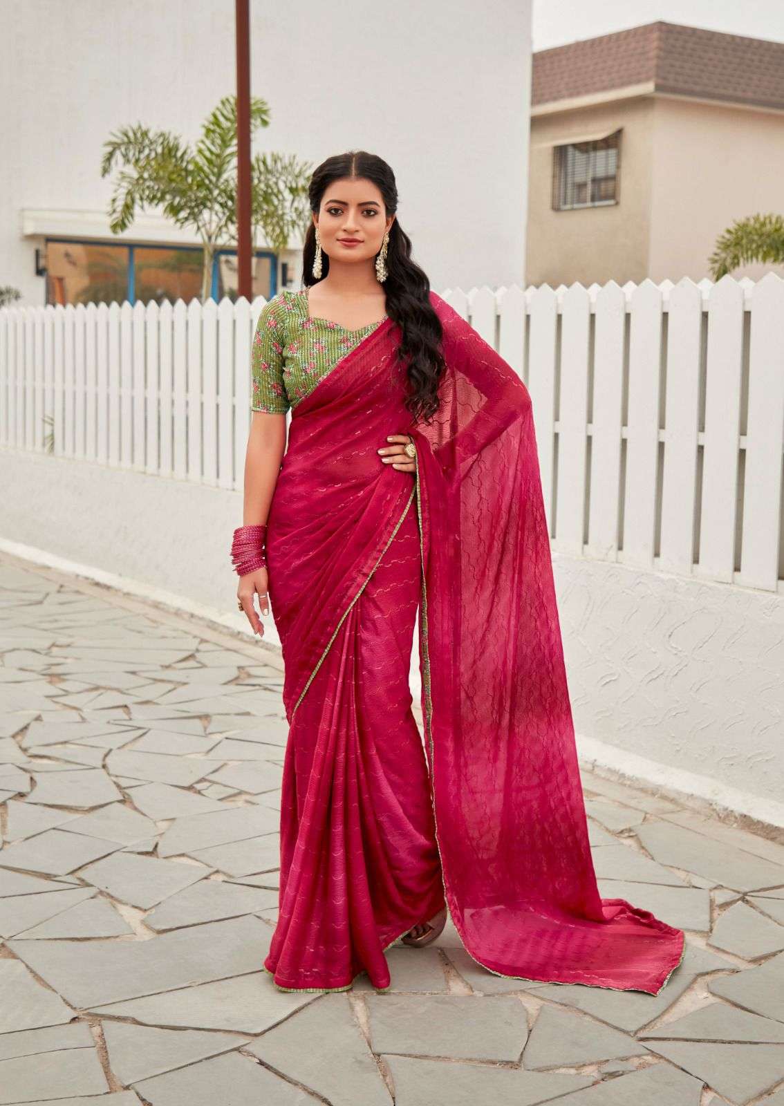 DESIGNER FANCY WEDDING PARTY WEAR INDIAN RED CHIFFON SILK SAREE SM STAVAN 105