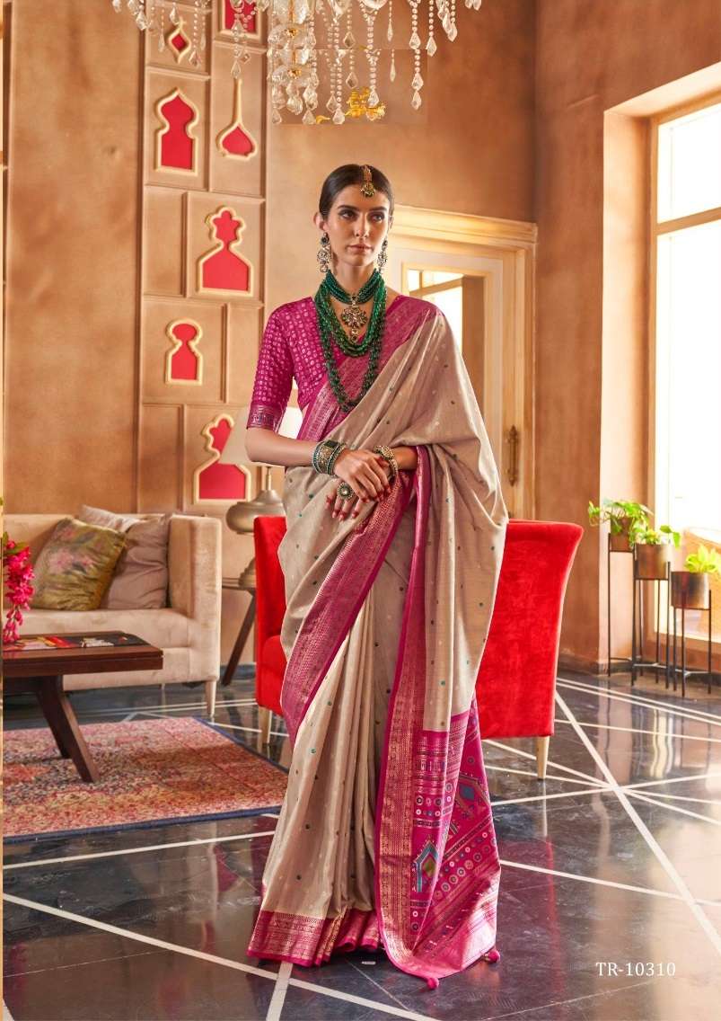 DESIGNER FANCY WEDDING PARTY WEAR INDIAN BEIGE SILK PATOLA SAREE SM TRTH HAT PATOLA 10310