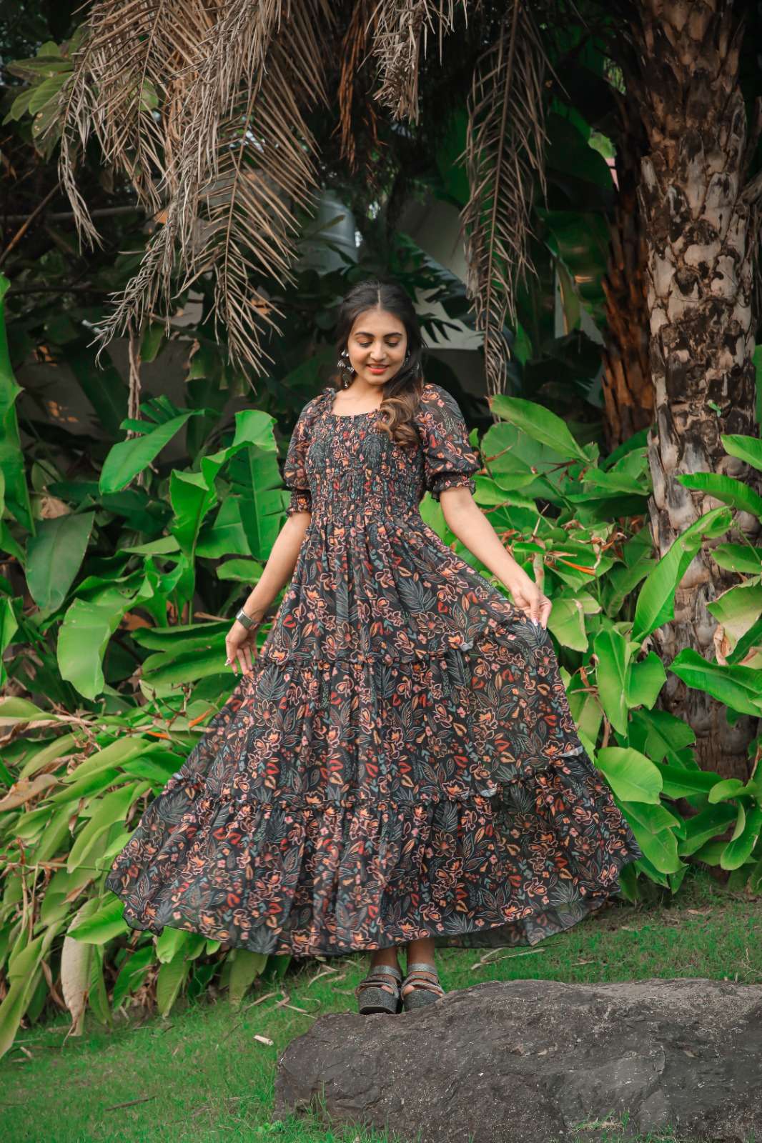 DESIGNER FANCY WESTERN WEAR MULTICOLOR READYMADE LONG MAXI SUIT ANARKALI IN GEORGETTE FABRIC AHVN 901