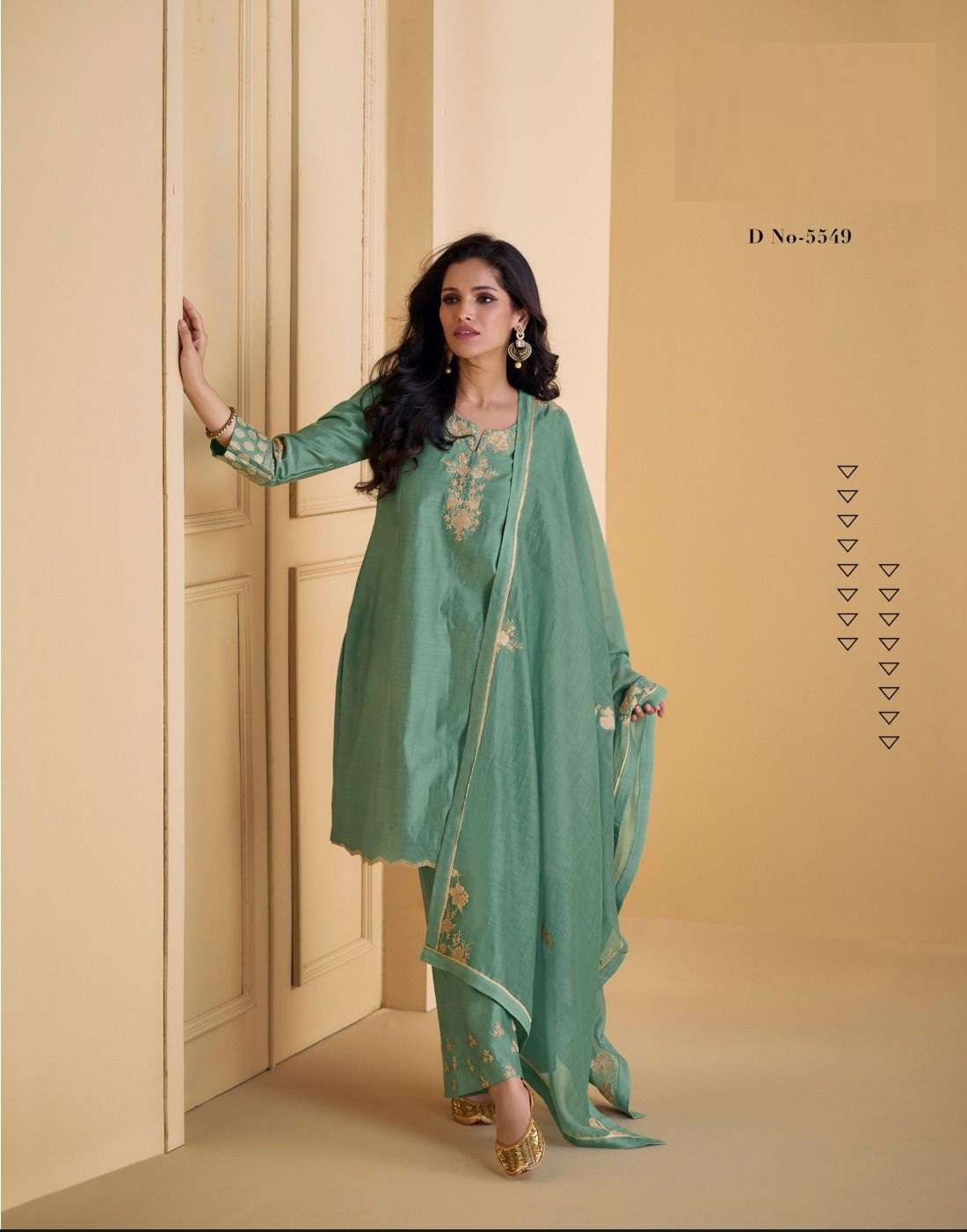 INDIAN DESIGNER FANCY WEDDING PARTY WEAR SILK STRAIGHT SALWAR SUIT SY SUHANI 5549