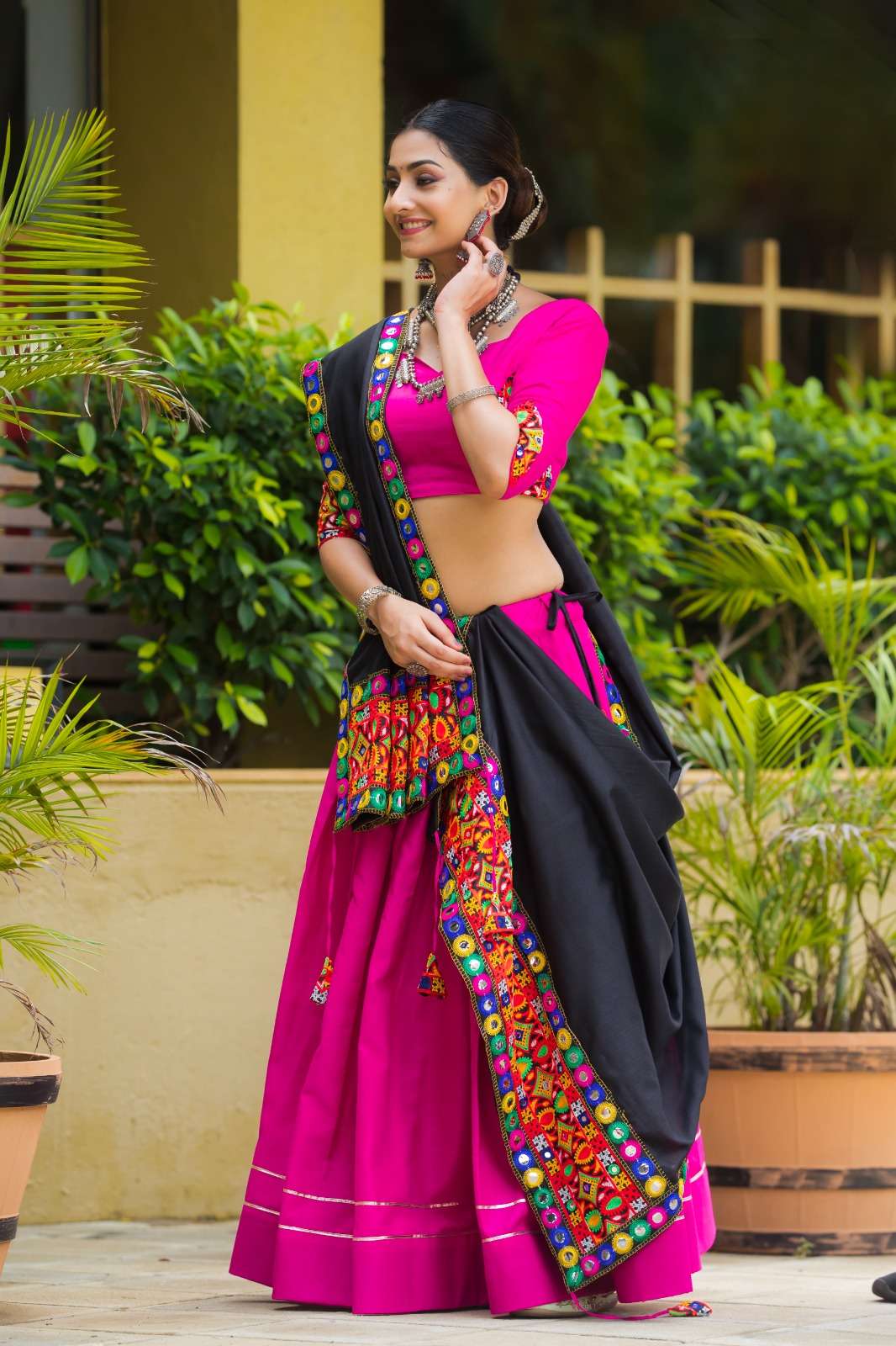 READY TO WEAR NAVRATRI PINK COTTON LEHENGA CUM GAMTHI LEHENGA MIRROR WORK CHOLI PC 7070