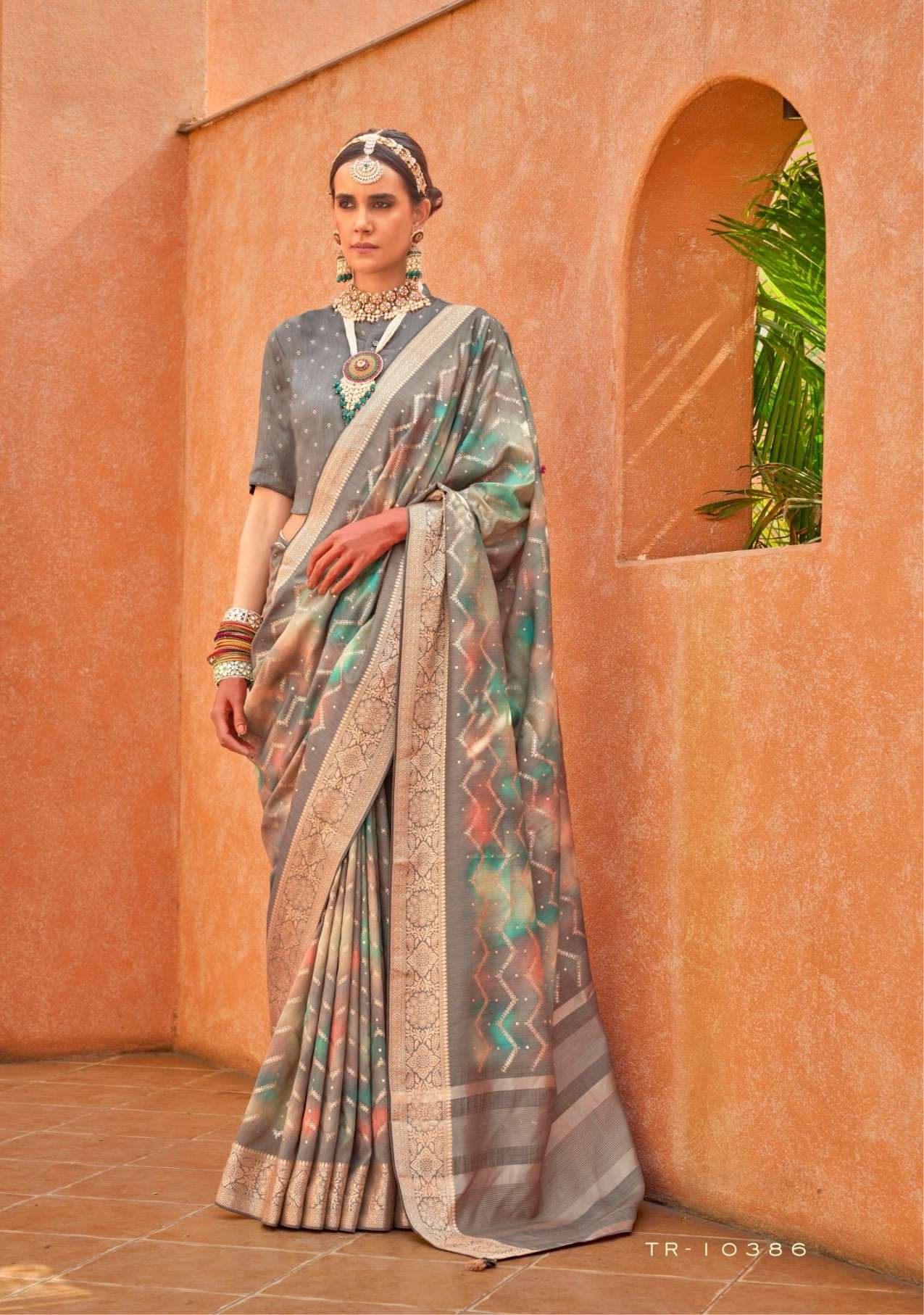 DESIGNER FANCY WEDDING PARTY WEAR INDIAN SILK SAREE COLLECTION SM TRIRATH 10386