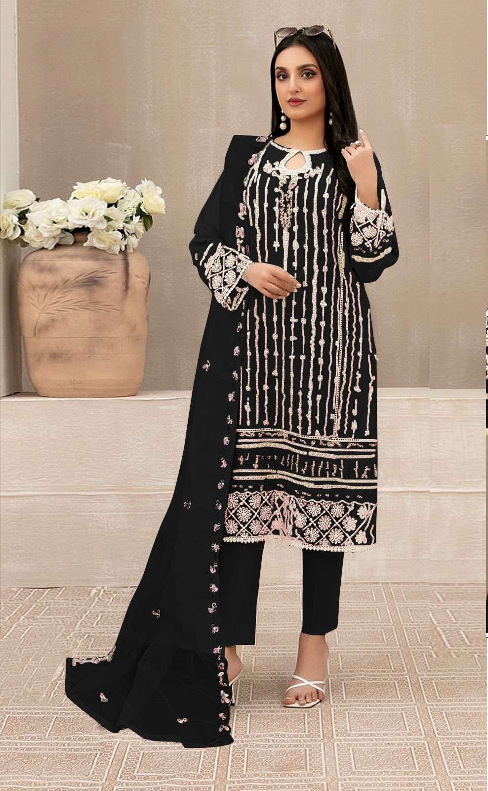 INDIAN DESIGNER FANCY WEDDING PARTY WEAR BLACK GEORGETTE PAKISTANI STRAIGHT SALWAR SUIT SRH 1113 F