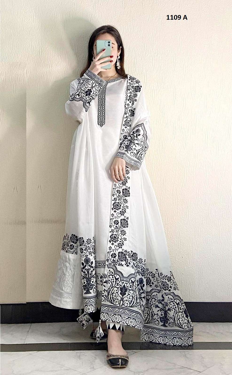 INDIAN DESIGNER FANCY WEDDING PARTY WEAR GEORGETTE WHITE PAKISTANI STRAIGHT SALWAR SUIT SRH 1109 A