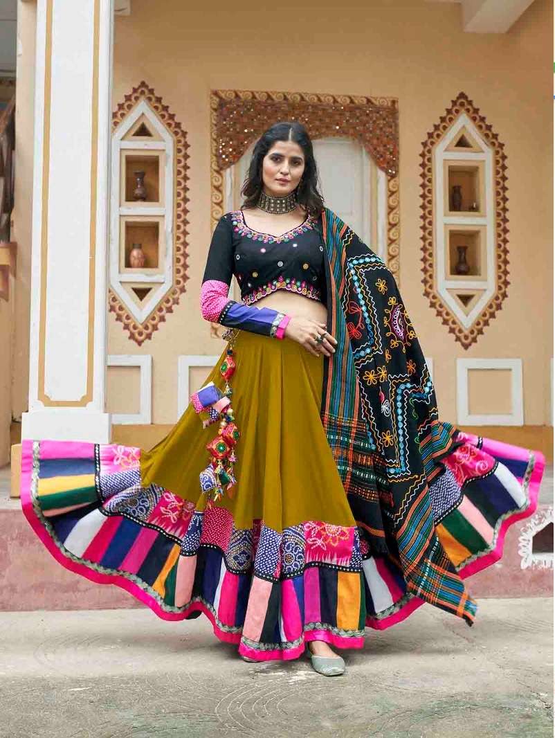 READY TO WEAR GREEN NAVRATRI RAYON COTTON LEHENGA CUM GAMTHI LEHENGA MIRROR WORK CHOLI KF RAAS 2426