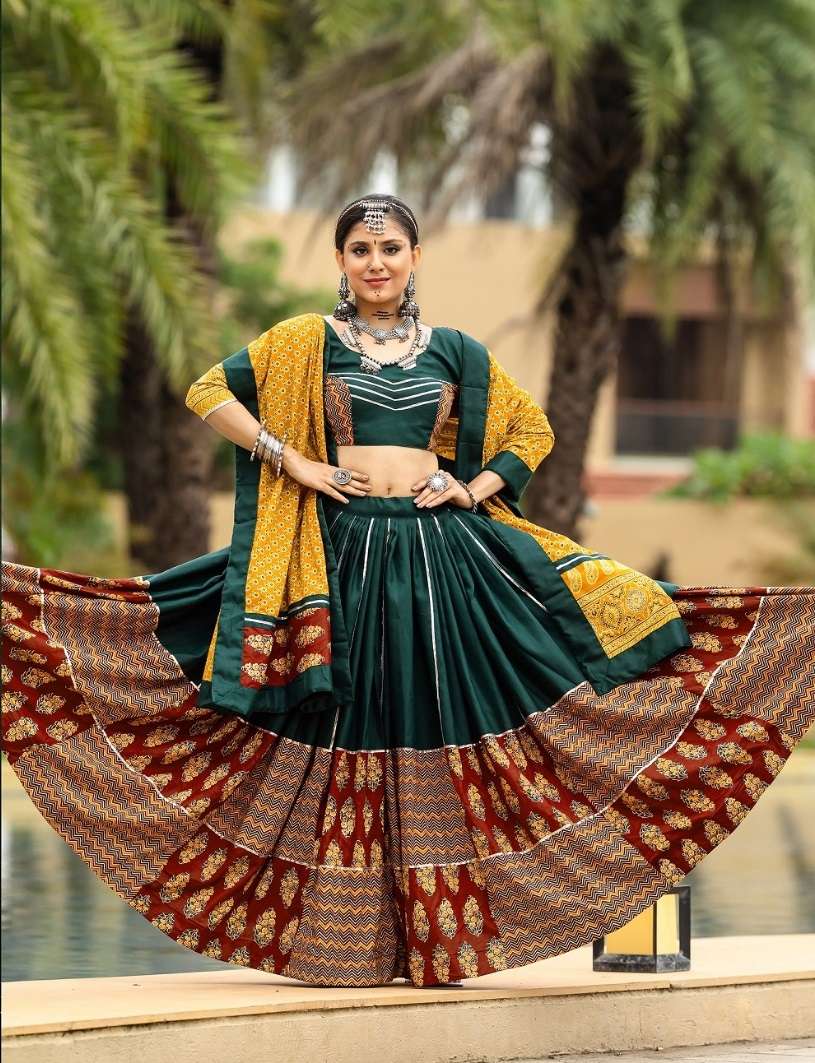 READY TO WEAR NAVRATRI RAYON COTTON GREEN LEHENGA CUM GAMTHI LEHENGA MIRROR WORK CHOLI 7076