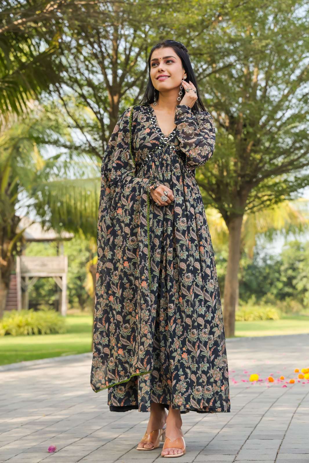 WESTERN WEAR DESIGNER FLORAL PRINTED GEORGETTE BLACK MAXI DRESS FOR MONSOON WEAR AHVN 906