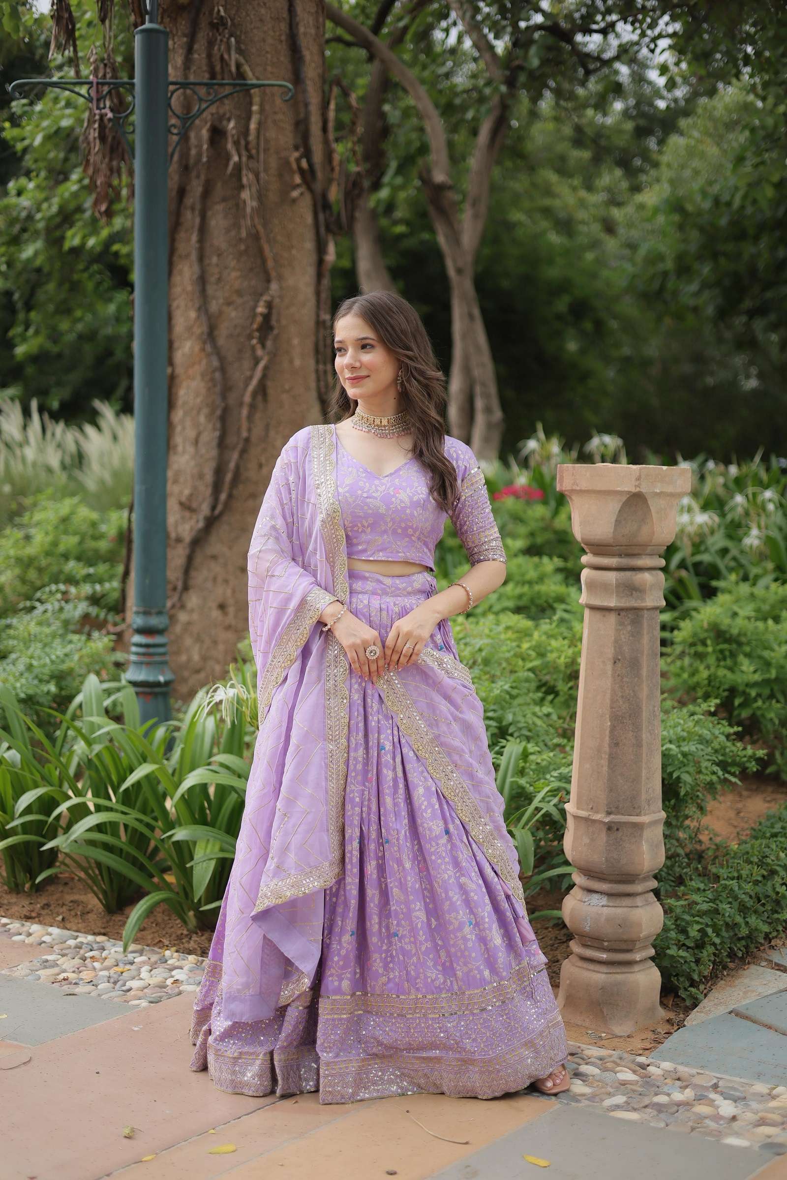 INDIAN DESIGNER BOLLYWOOD WEDDING PARTY WEAR LAVENDER SILK LEHENGA CHOLI AT WHOLESALE RATE LW 7124