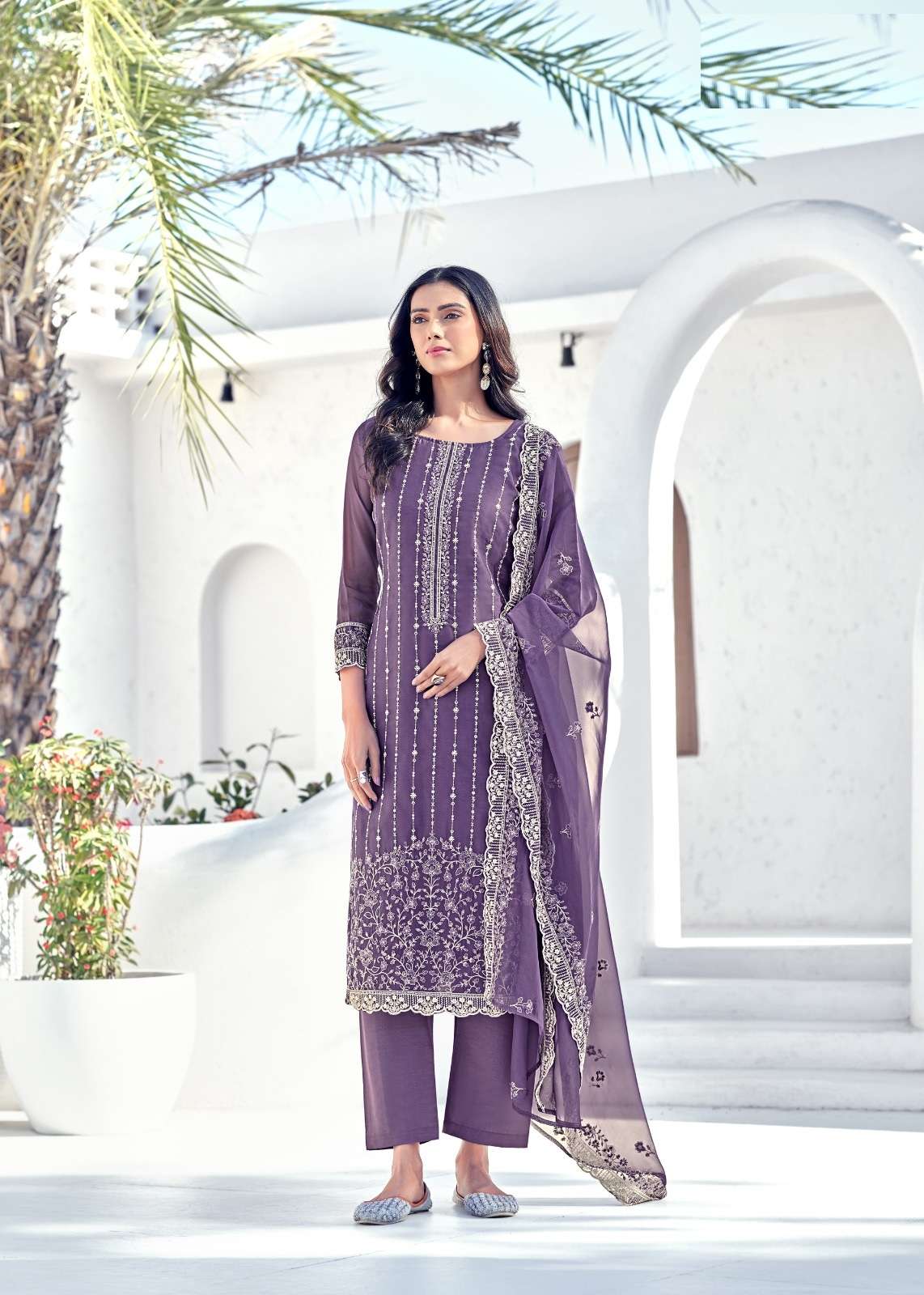 INDIAN PAKISTANI DESIGNER PARTY WEAR ORGANZA PURPLE SALWAR SUIT NEW COLLECTION NVN BELA ERYA 8118