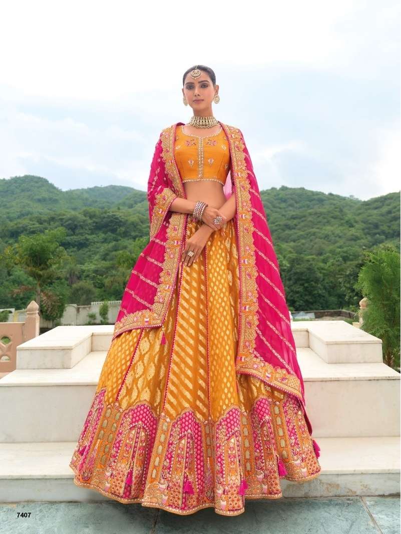 DESIGNER FANCY WEDDING WEAR INDIAN HEAVY SILK YELLOW BRIDAL LEHENGA CHOLI WITH HAND WORK SM AANARA 7407