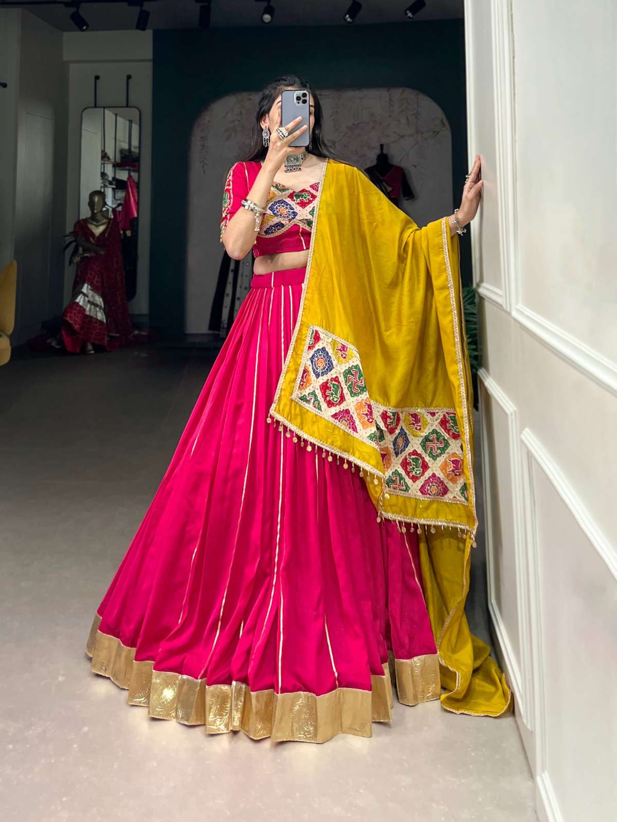 INDIAN DESIGNER BOLLYWOOD WEDDING PARTY WEAR RED CHANDERI SILK LEHENGA CHOLI PC 1735 D