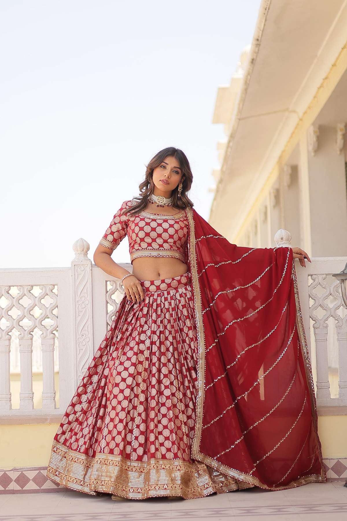 INDIAN DESIGNER BOLLYWOOD WEDDING PARTY WEAR VISCOSE JAQUARD RED LEHENGA CHOLI LW 7100 B