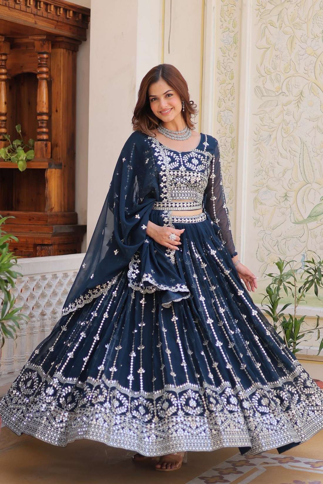 INDIAN DESIGNER BOLLYWOOD WEDDING PARTY WEAR FAUX GEIRGETTE BLUE LEHENGA CHOLI PC 85 B