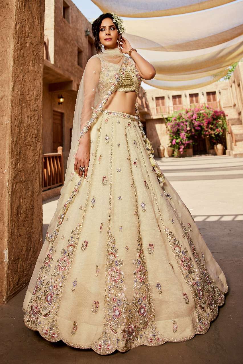 INDIAN DESIGNER BEIGE BOLLYWOOD BRIDAL WEDDING PARTY WEAR HEAVY TISSUE SILK HAND WORK LEHENGA CHOLI NT 6110 C