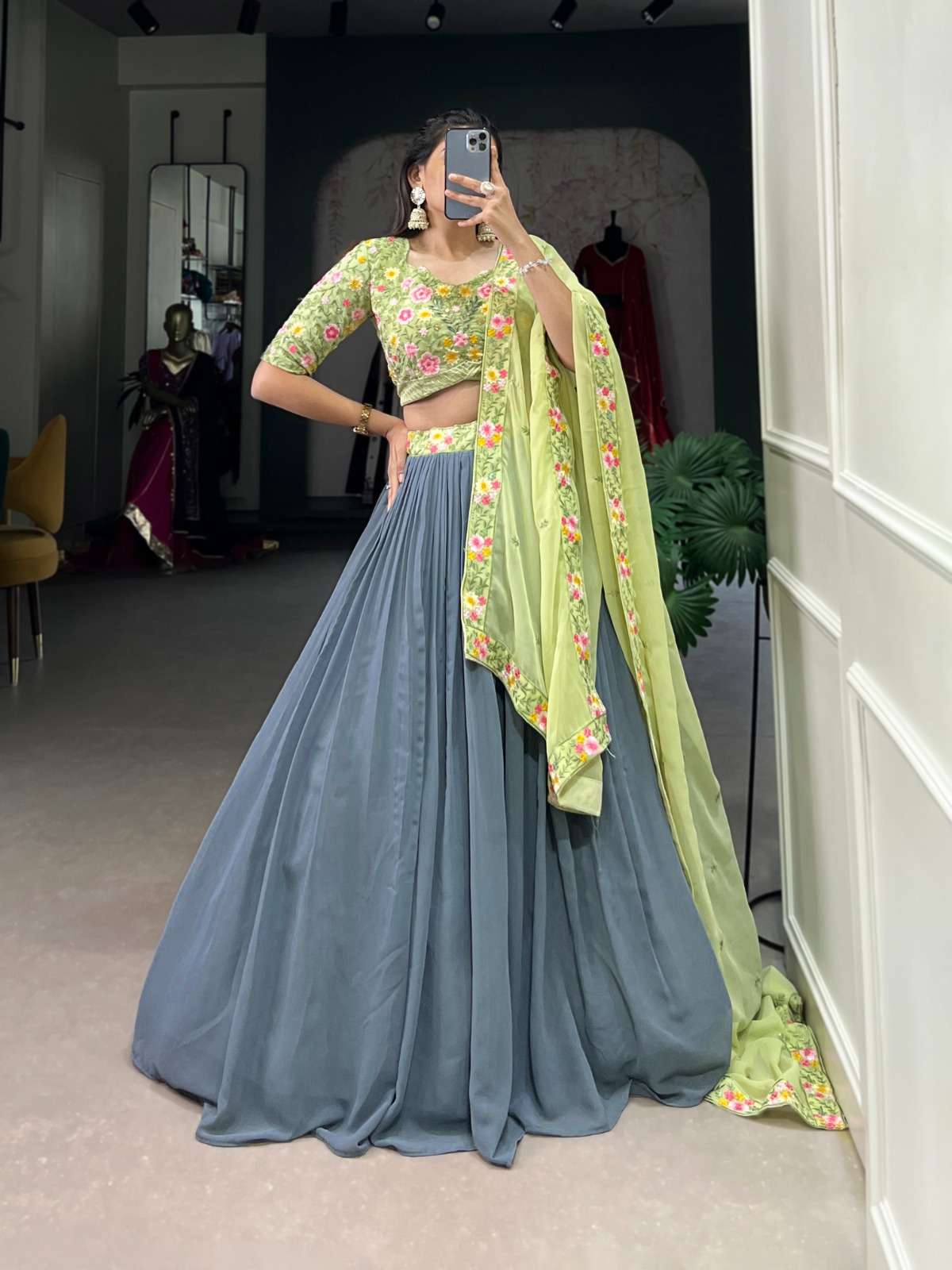 INDIAN DESIGNER BOLLYWOOD WEDDING PARTY WEAR GREY GEORGETTE LEHENGA CHOLI KU 1402