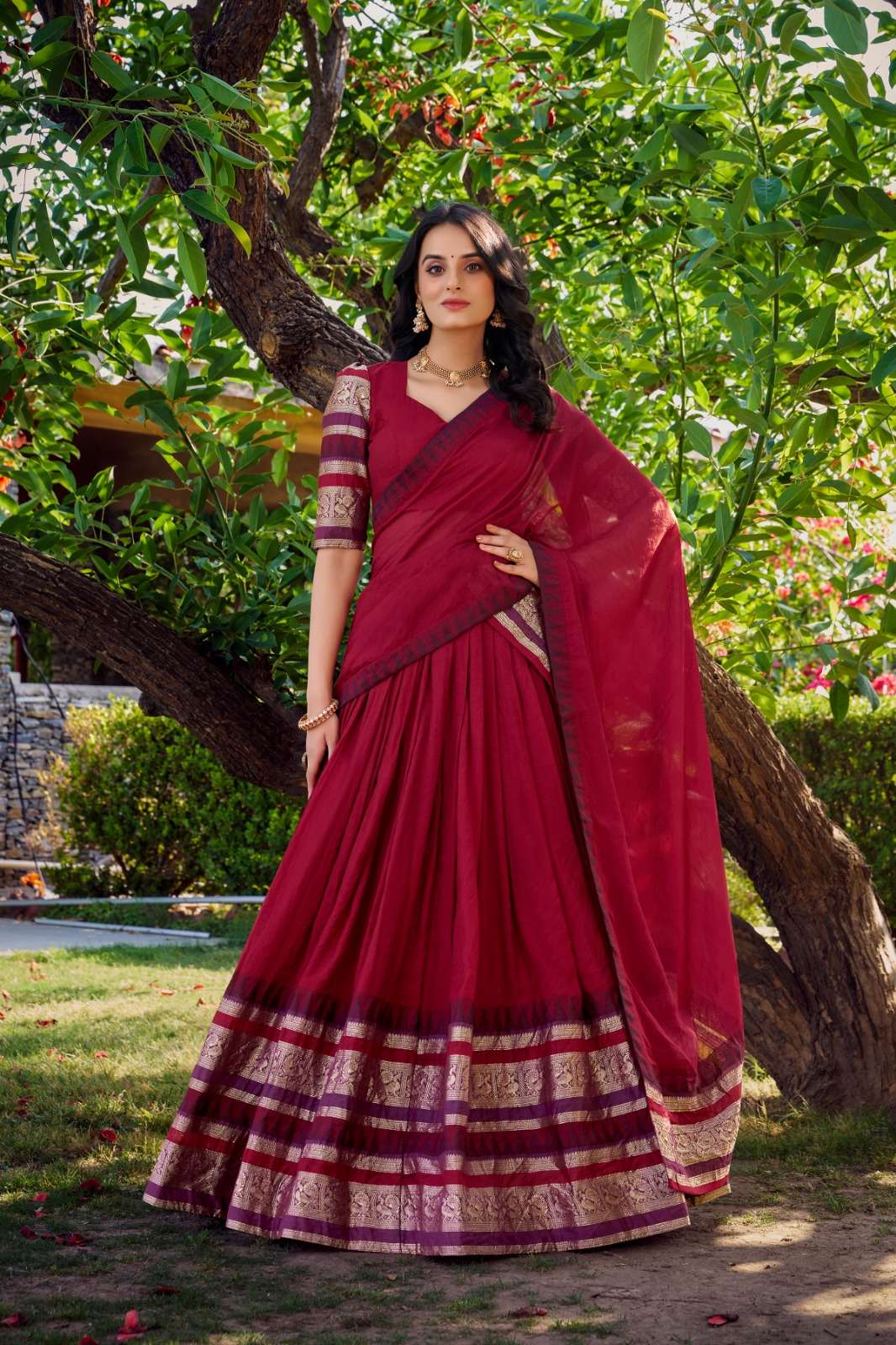 INDIAN DESIGNER BOLLYWOOD WEDDING PARTY WEAR PURE CHANDERI RED LEHENGA CHOLI LB 1902 C