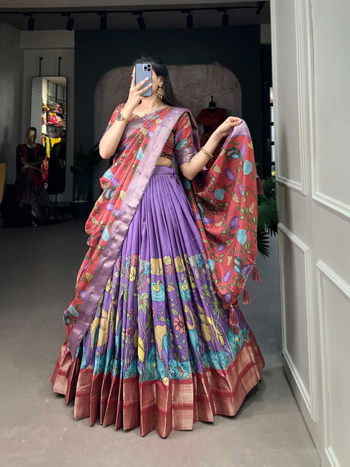 INDIAN DESIGNER BOLLYWOOD WEDDING PARTY WEAR PURPLE DOLA SILK LEHENGA CHOLI LB 1222 B
