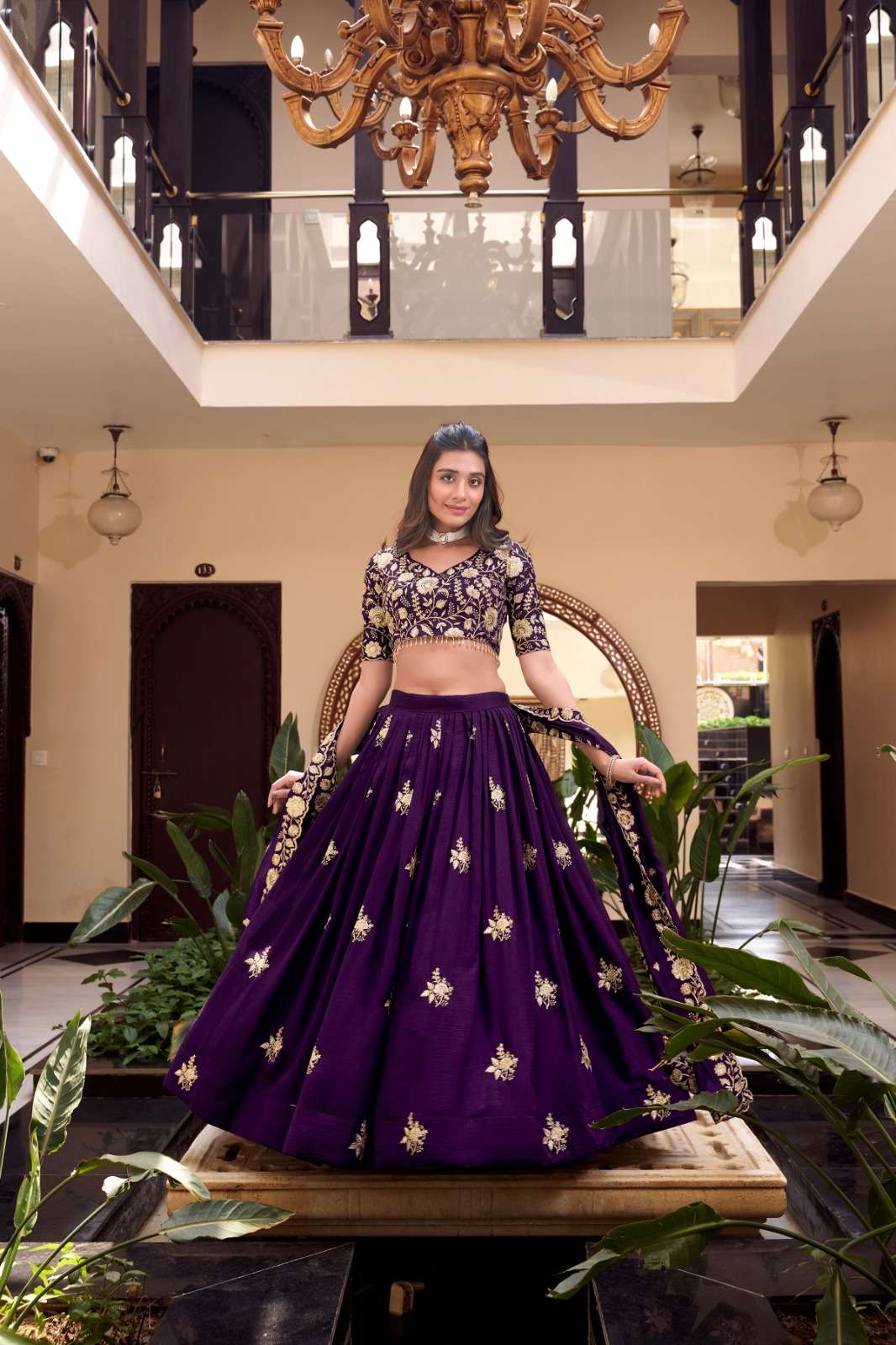 INDIAN DESIGNER BOLLYWOOD WEDDING PARTY WEAR PURPLE SILK LEHENGA CHOLI LNB 1439 D