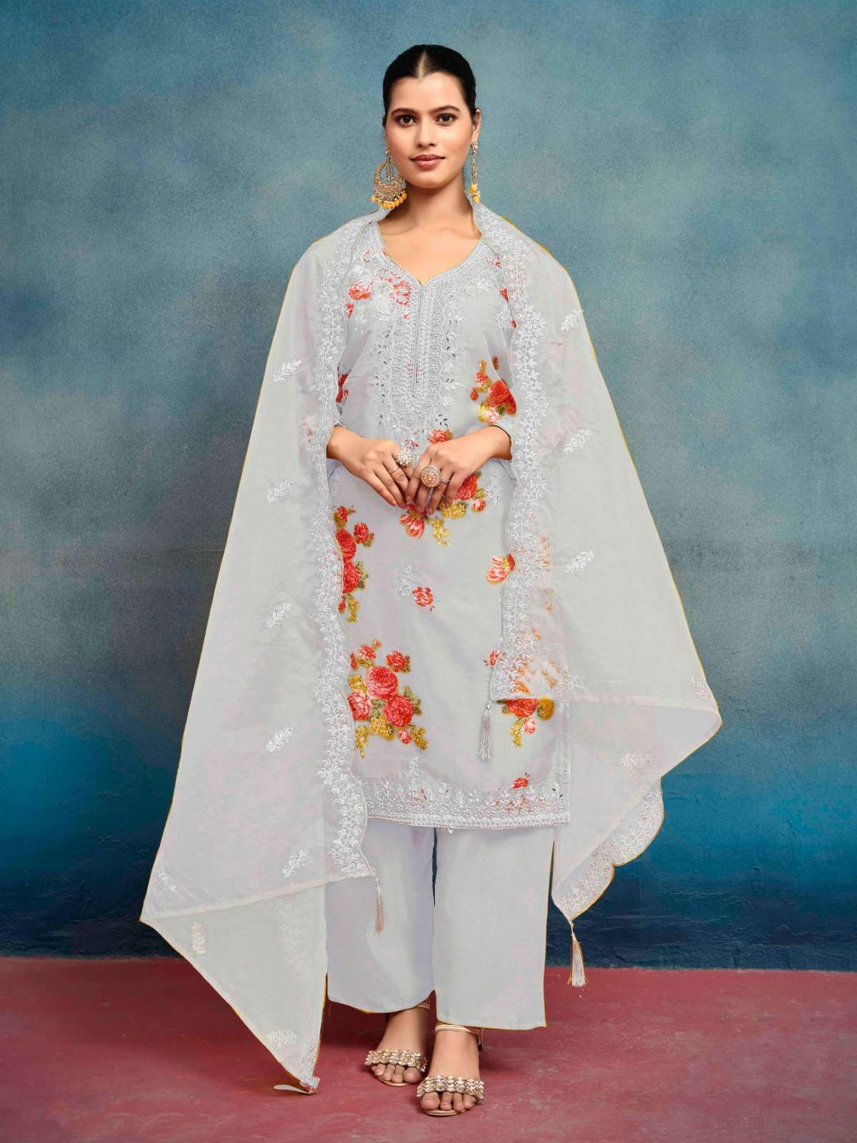 INDIAN DESIGNER FANCY WEDDING PARTY WEAR TEBBY SILK GREY SALWAR SUIT KLS 24 D