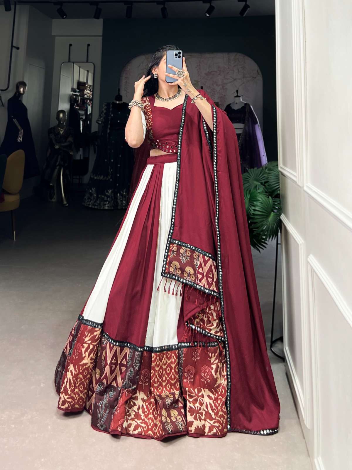 DESIGNER SOUTH WEDDIN PRE RAYON COTTON READYMADE RED LEHENGA CHOLI COLLRCTION LNB 1734 B