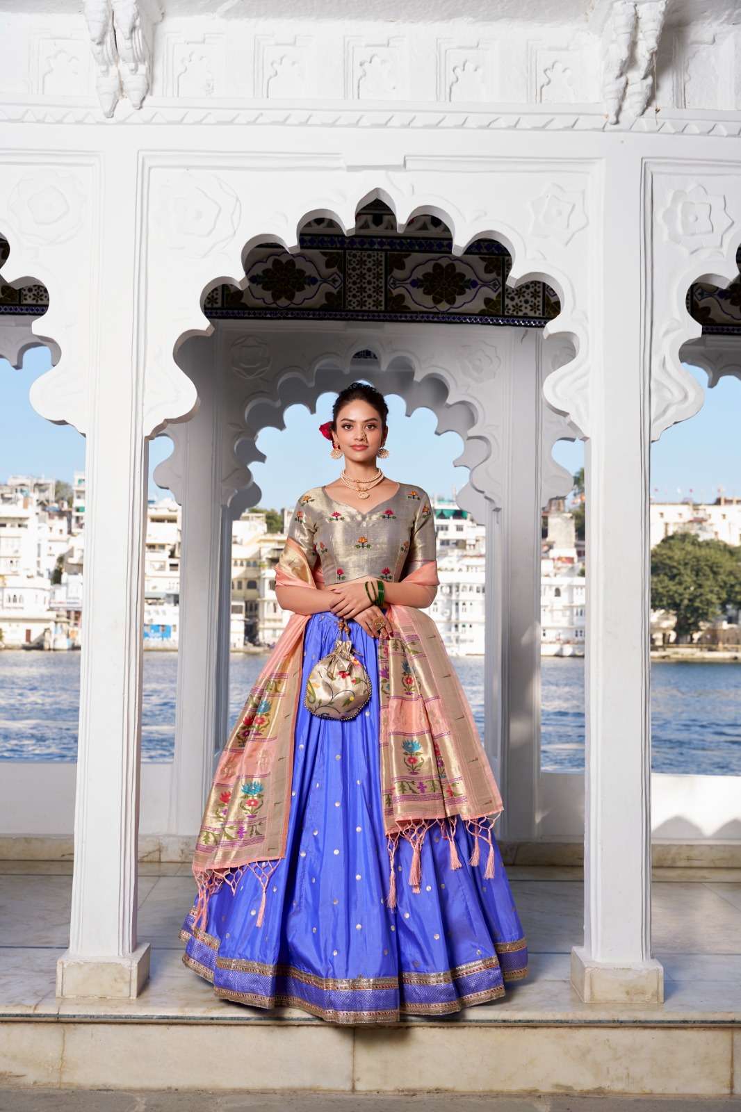 INDIAN DESIGNER BOLLYWOOD WEDDING PARTY WEAR JACQUARD SILK PURPLE LEHENGA CHOLI LNB 2006 D