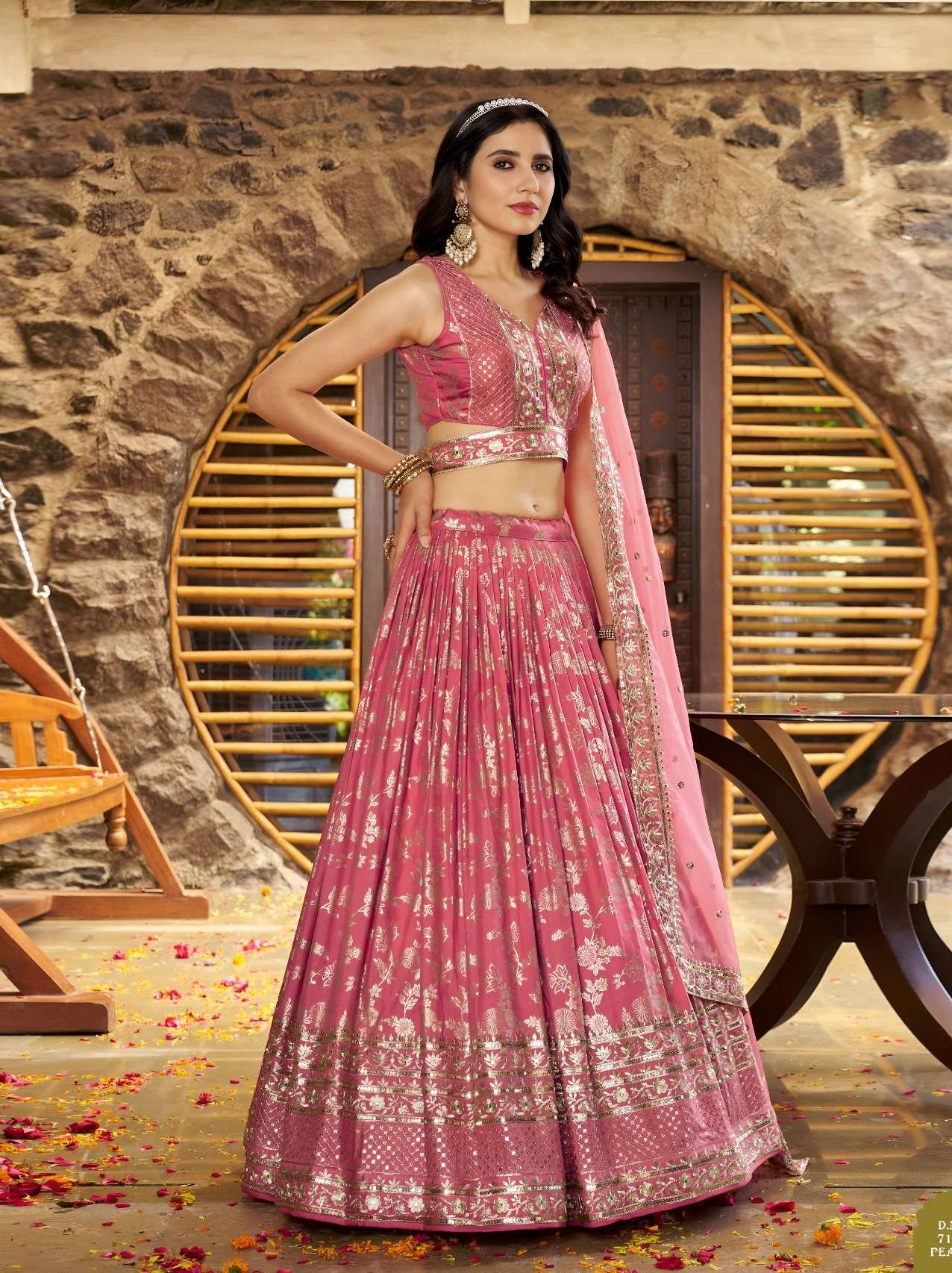 INDIAN DESIGNER BOLLYWOOD WEDDING PARTY WEAR PEACH JACQUARD SILK LEHENGA CHOLI ZC 7100 J