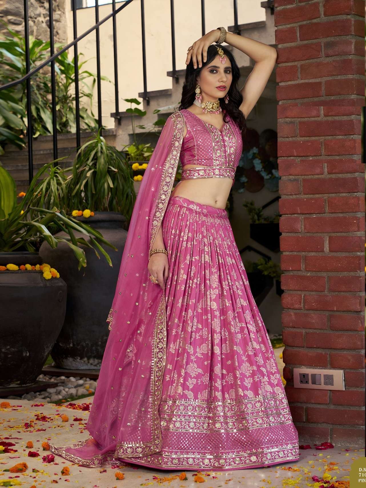 INDIAN DESIGNER BOLLYWOOD WEDDING PARTY WEAR PINK JACQUARD SILK LEHENGA CHOLI ZC 7100 H