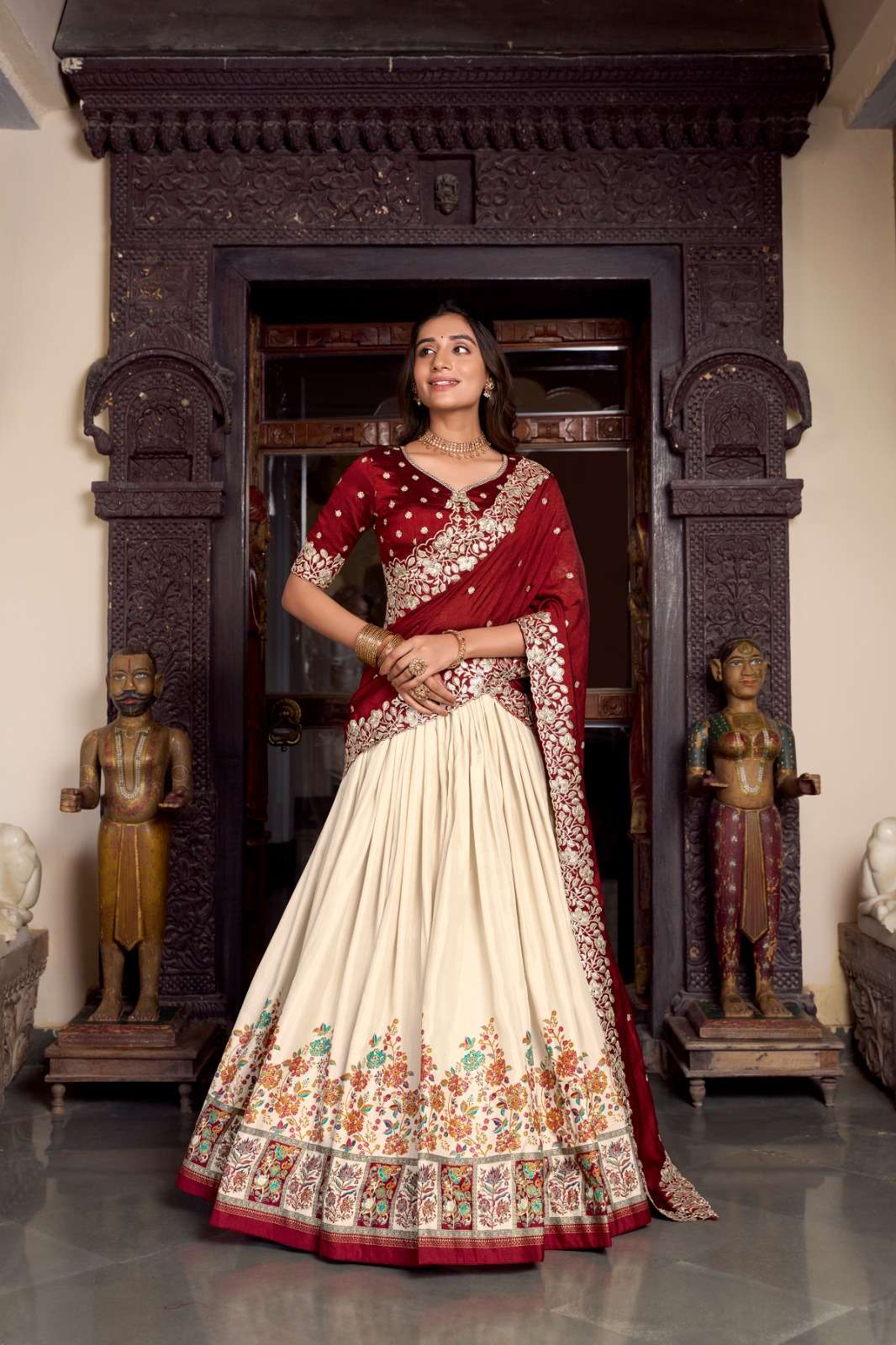INDIAN DESIGNER BOLLYWOOD WEDDING PARTY WEAR TUSSAR SILK OFF WHITE LEHENGA CHOLI LB 1238 D