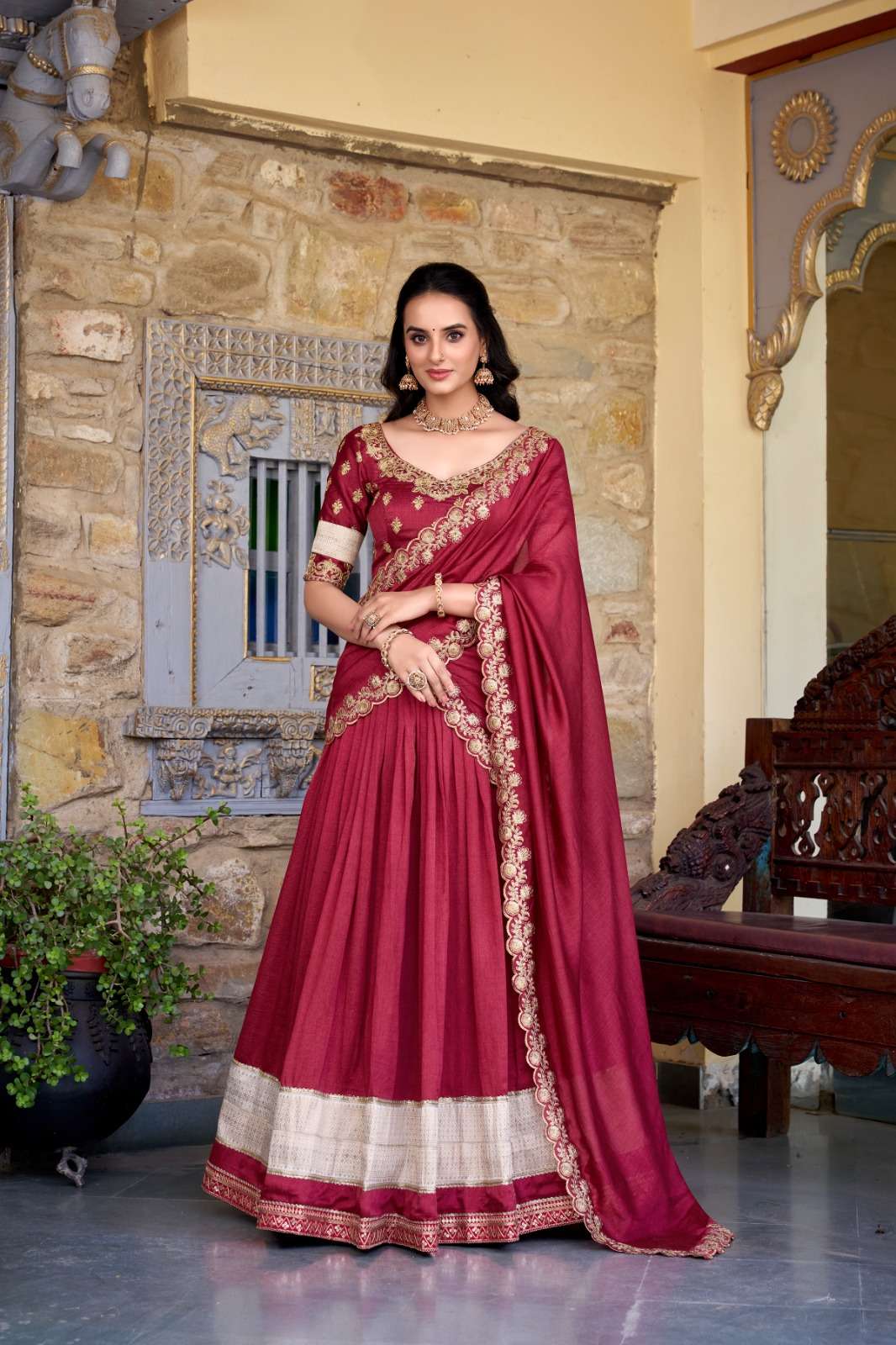 INDIAN DESIGNER BOLLYWOOD WEDDING PARTY WEAR VICHITRA SILK MAROON LEHENGA CHOLI LNB 2049 D