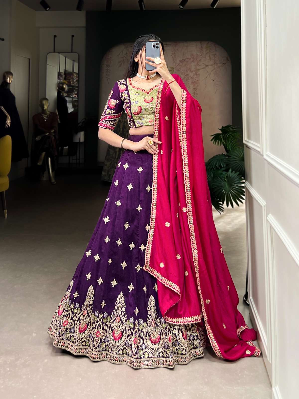 LATEST DESIGNER BRIDAL WEDDING PARTY WEAR HEAVY VICHITRA SILK LEHENGA CHOLI LNB 1420A