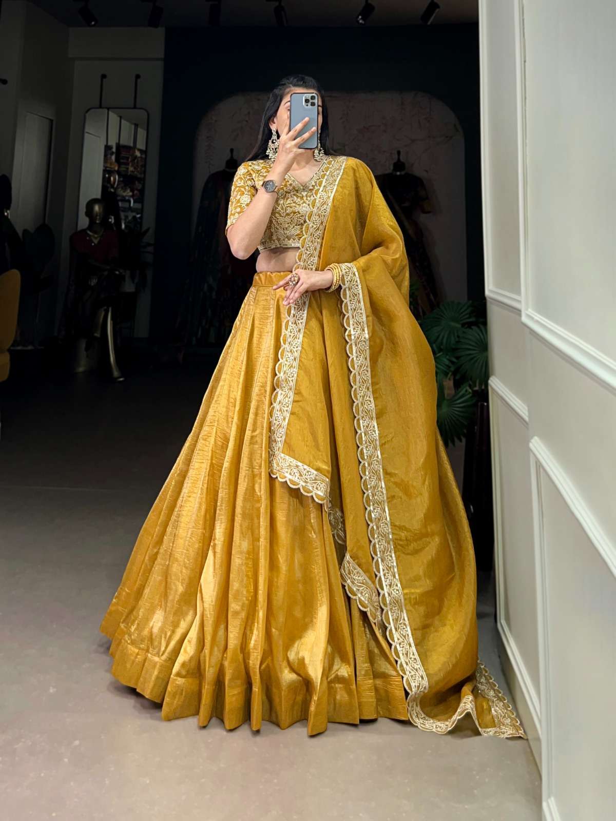 INDIAN DESIGNER BOLLYWOOD PARTY WEAR YELLOW SILK LEHENGA CHOLI LNB 1424