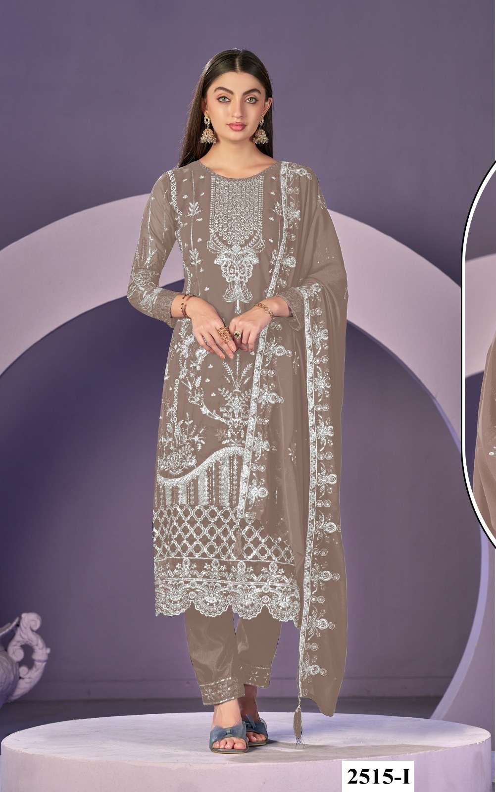 DESIGNER FAUX GEORGETTE GREY PAKISTANI SALWAR SUIT COLLECTION JG 2515 I