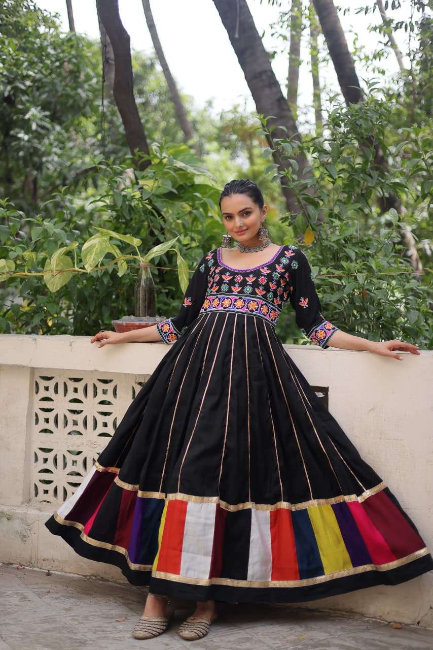 DESIGNER NAVRATRI WEAR ROMAN SILK BLACK ANARKALI GOWN LW 9272 A