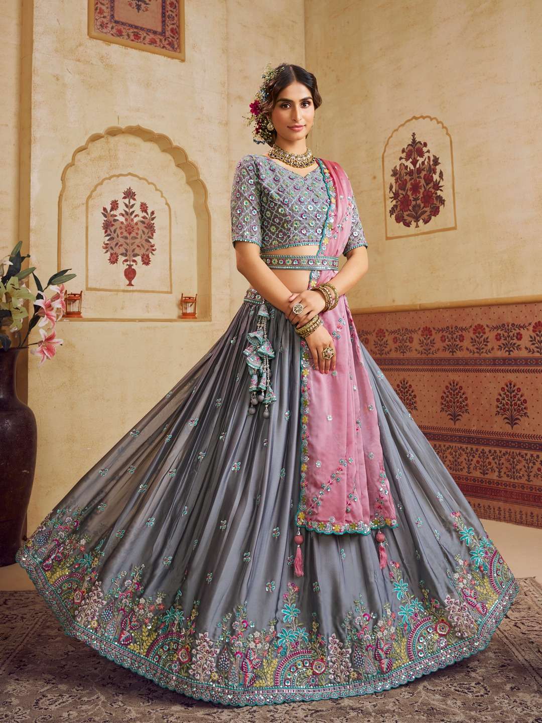 INDIAN DESIGNER BOLLYWOOD WEDDING PARTY WEAR HEAVY GREY SILK LEHENGA CHOLI NT 6073